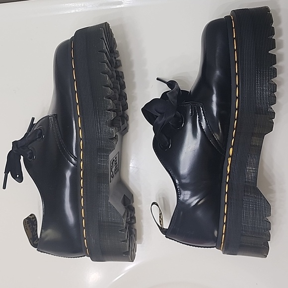Dr. Martens Holly Women Leather Platform Shoes. Size 8. Satin Ribbon Laces. NWOT - Picture 10 of 12